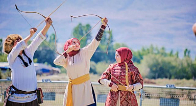 Oklar zirve için yarıştı