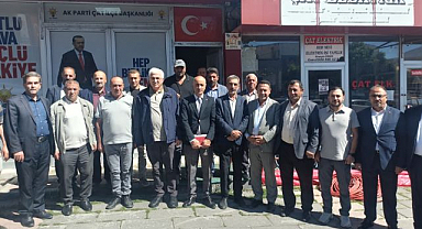 Öz, Çat’ta teşkilat mensuplarıyla bir araya geldi