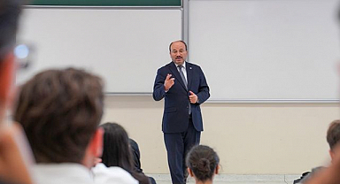 Rektör Çakmak'tan ETÜ'de 