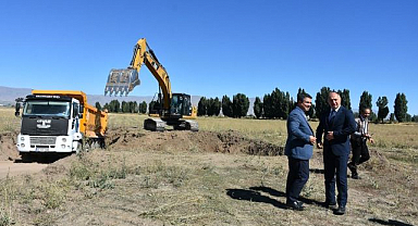 Yeni statta temel kazısı başladı