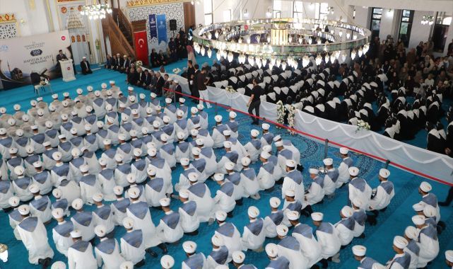 Yüzlerce hafız icazet aldı