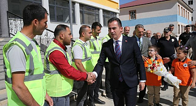 Yüzlerce okul bahçe görevlisi iş başı yaptı