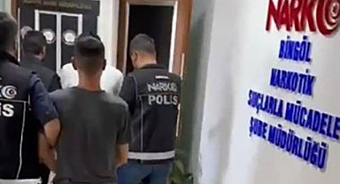 Zehir tacirleri polisten kaçamadı!