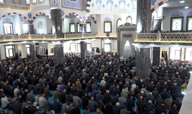 15 Temmuz şehitleri için hatim programı düzenlendi