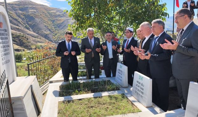 34 yıl önce PKK'lı teröristlerce katledilen 19 kişi anıldı