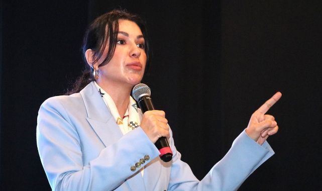 AK Parti Genel Başkan Yardımcısı Nilhan Ayan: 'Ateş çemberinin içinde güvenle yaşıyoruz'