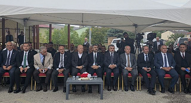 AK Parti’ye geçen Şenkaya'da toplu açılış