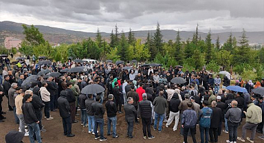 Asansör kazasında hayatını kaybetmişti! Gözyaşlarıyla toprağa verildi   