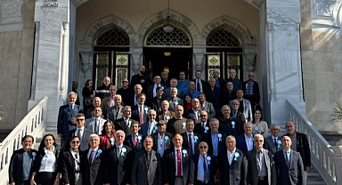 Asker Ressamlar Sergisi'nde iki kuşak buluştu