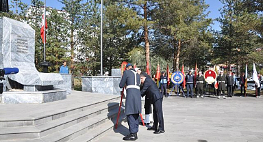 Atatürk'ün gelişinin 102'inci yıl dönümü kutlandı