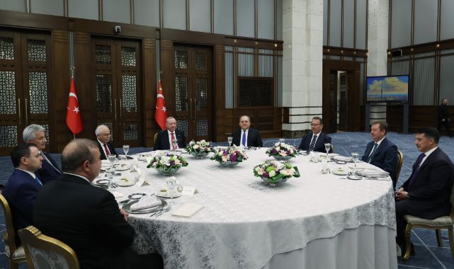 Cumhurbaşkanı Erdoğan, yüksek mahkeme başkanlarıyla bir araya geldi   