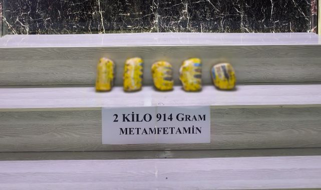 Durdurulan araçtan çıkanlar şoke etti!