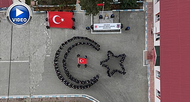 Erzurum'da cezaevi personelinden Cumhuriyet'in 103. yılına özel koreografi gösterisi