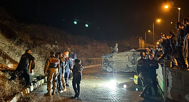 Erzurum'da feci kaza can aldı! Kontrolden çıkan otomobil şarampole yuvarlandı 