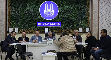 Erzurum’da halk günü buluşması: Vatandaşların talep ve önerileri dinlendi