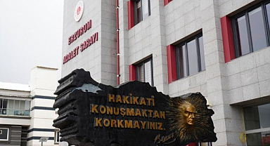 Erzurum'da hukukçular yapay zekayı değerlendirdi