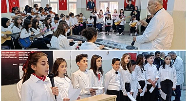 Erzurum'da öğrencilerin Cumhuriyet coşkusu