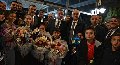 Erzurum şampiyonları bağrına bastı
