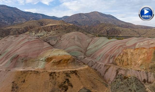 Erzurum’un gökkuşağı tepeleri dronla görüntülendi