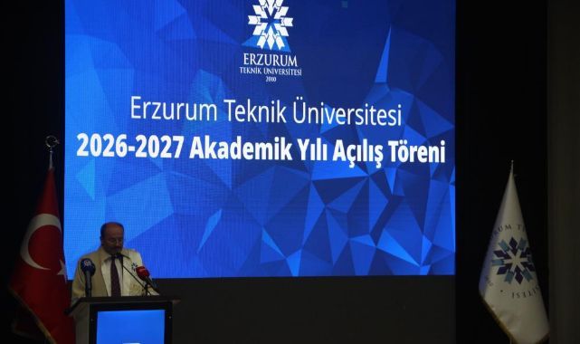 ETÜ'de yeni akademik yıl törenle başladı