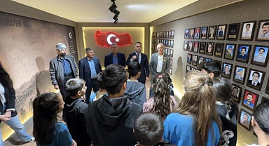 Gaziler öğrencilerle bir araya geldi