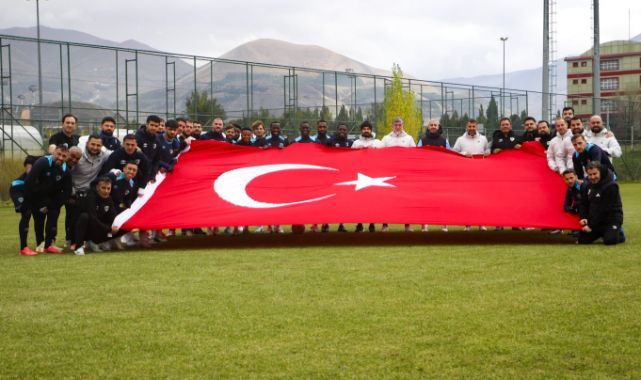 İdmanda Cumhuriyet kutlaması