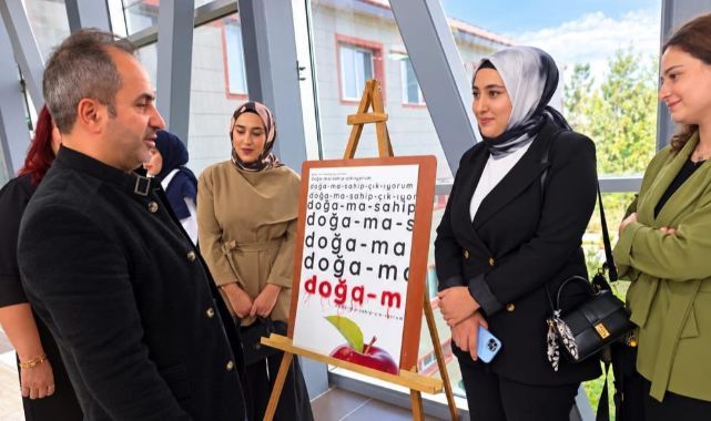 İletişim Fakültesi’nde geri dönüşüm sergisi 