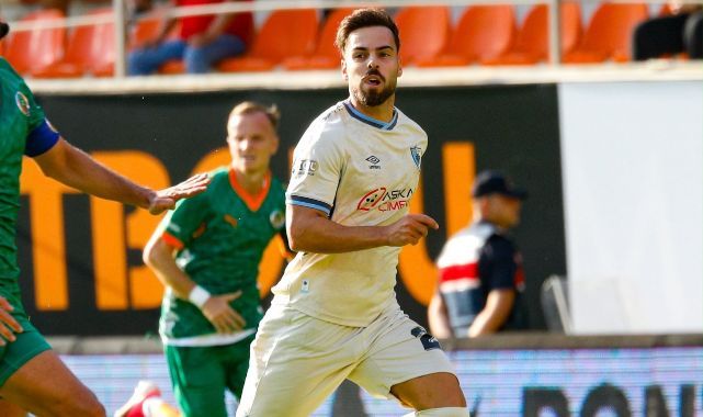 İlk yarı golsüz tamamlandı