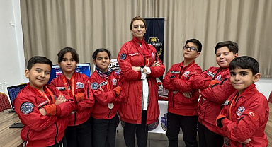 İlkokul öğrencilerinden madencilere hayat kurtaran bileklik