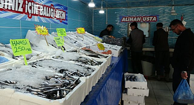 İnci kefali tezgahların gözdesi oldu