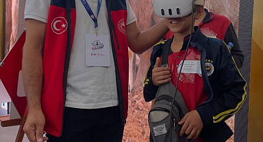 Kafkas arısının dünyası TEKNOFEST'te VR ile keşfedildi