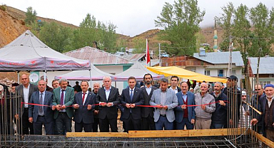 Köy konağı için temel atıldı
