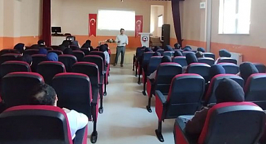Liselilere YKS ve tercih süreci anlatıldı