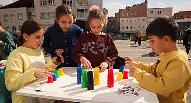 Öğrenciler geleneksel oyunlarla buluştu