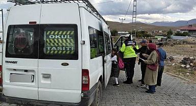 Öğrencilere trafik güvenliği eğitimi verildi