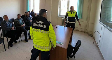 Okul servis şoförlerine trafik eğitimi