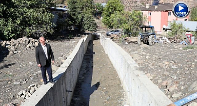 Oltu'da sel tehlikesi bitti, sıra tarım yollarında!