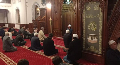 Sabah namazında buluştular