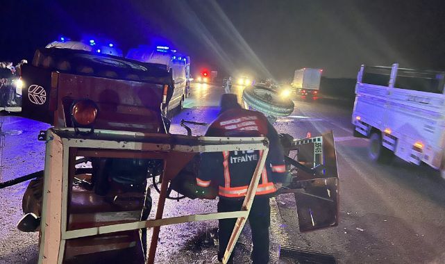 Traktör ile otomobil birbirine girdi! Ortalık savaş alanına döndü