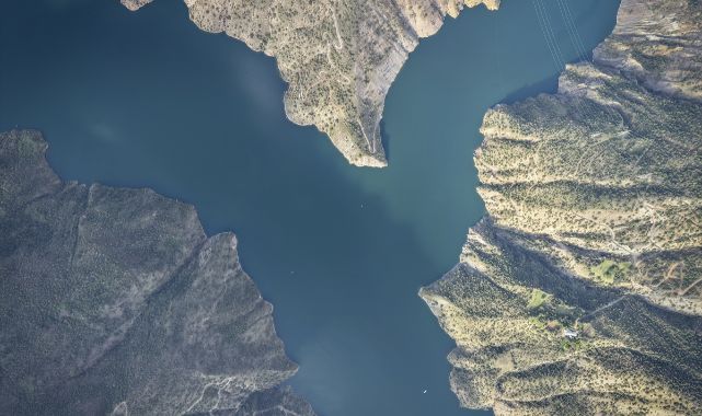 Üç ilin kesiştiği eşsiz manzara dronla görüntülendi