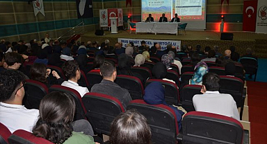 Üniversitelilerle tecrübelerini paylaştılar