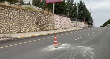 Yola bırakılan taş kazaya neden oldu!