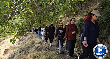 Yüzlerce kişi doğal güzellikleri keşfetti