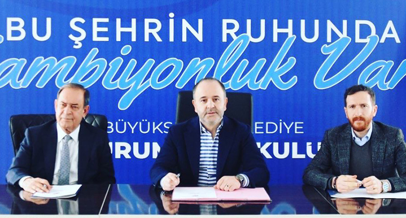 Şampiyonluk İmzayı Attı
