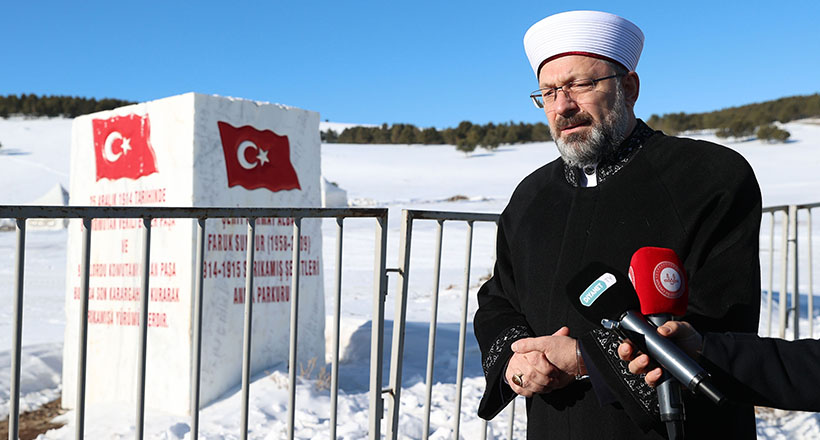 Açlıktan Çarıklarını Yemişler