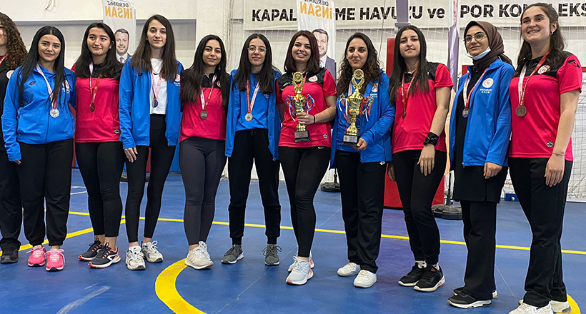 Gümüş Kupa Erzurum’a