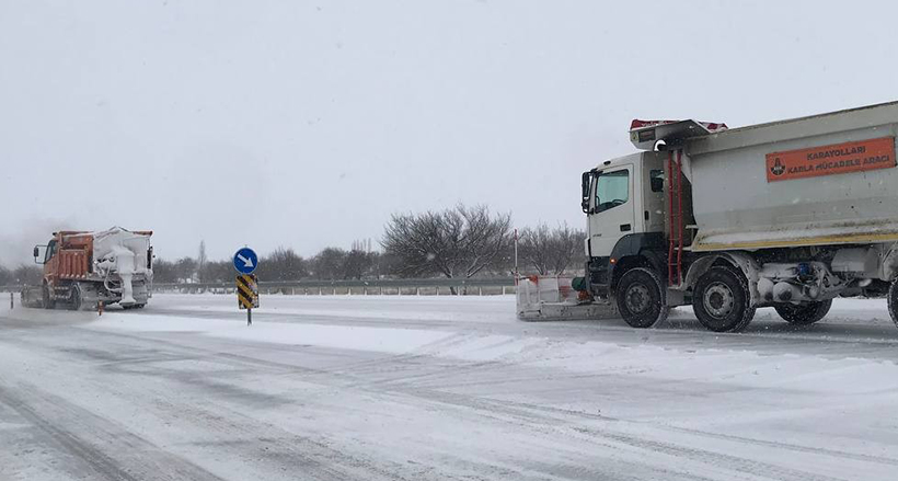 Doğu’da Kar Durdu Soğuk Başladı