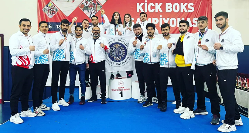 Gümüş Kupa ATAUNİ’ye