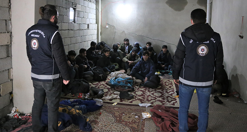 41 Düzensiz Göçmen Yakalandı