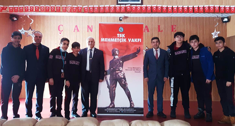 Harçlıklar Mehmetçik Vakfı’na